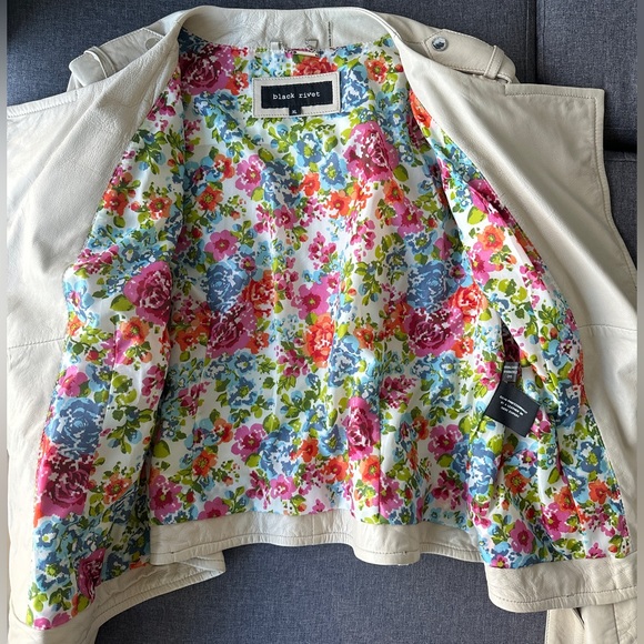 Leather Moto Jacket - Picture 9 of 10